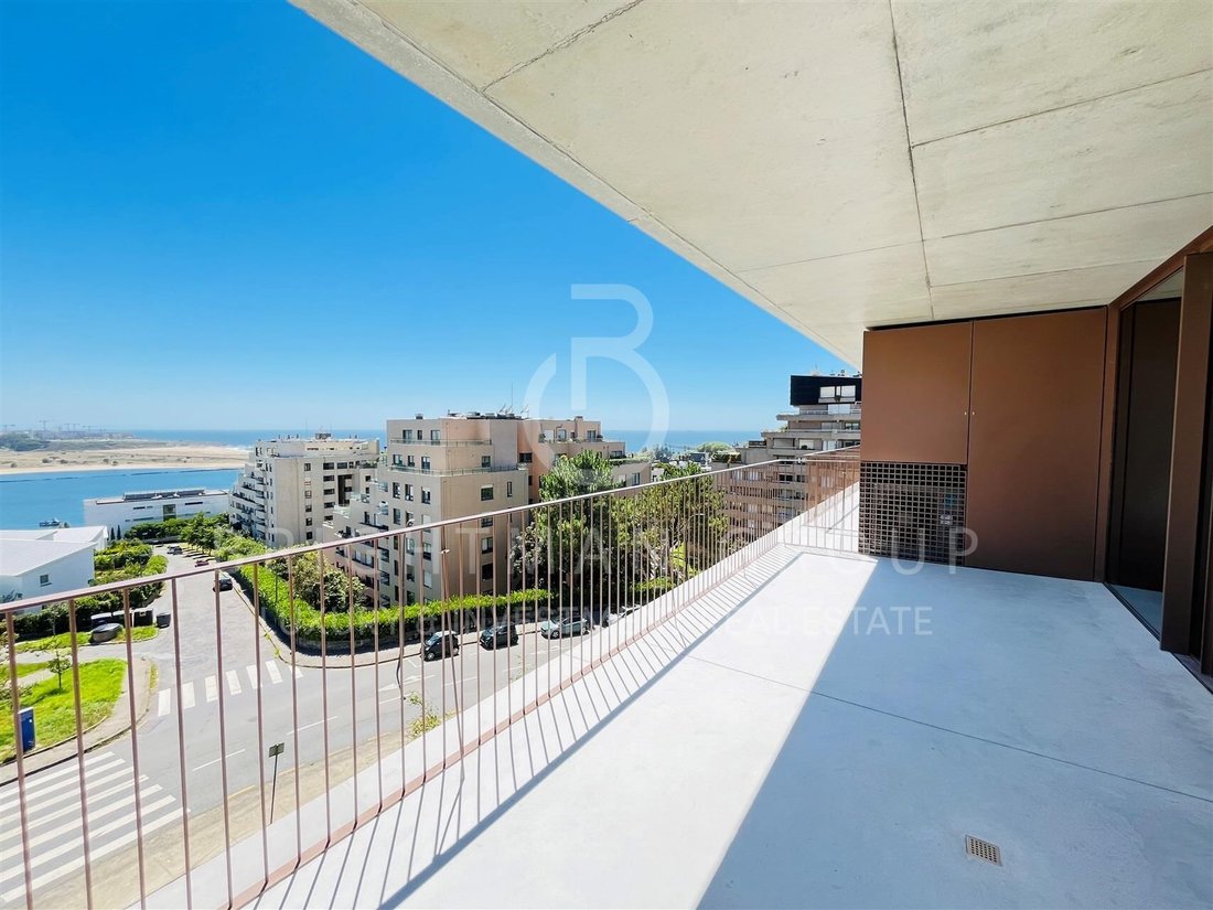 Apartment in Aldoar, Foz do Douro e Nevogilde, Porto District, Portugal 1 - 14676750