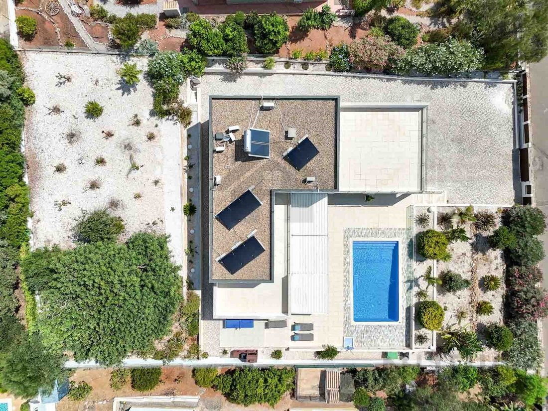 House in Mexilhoeira Grande, Algarve, Portugal 3 - 16039402