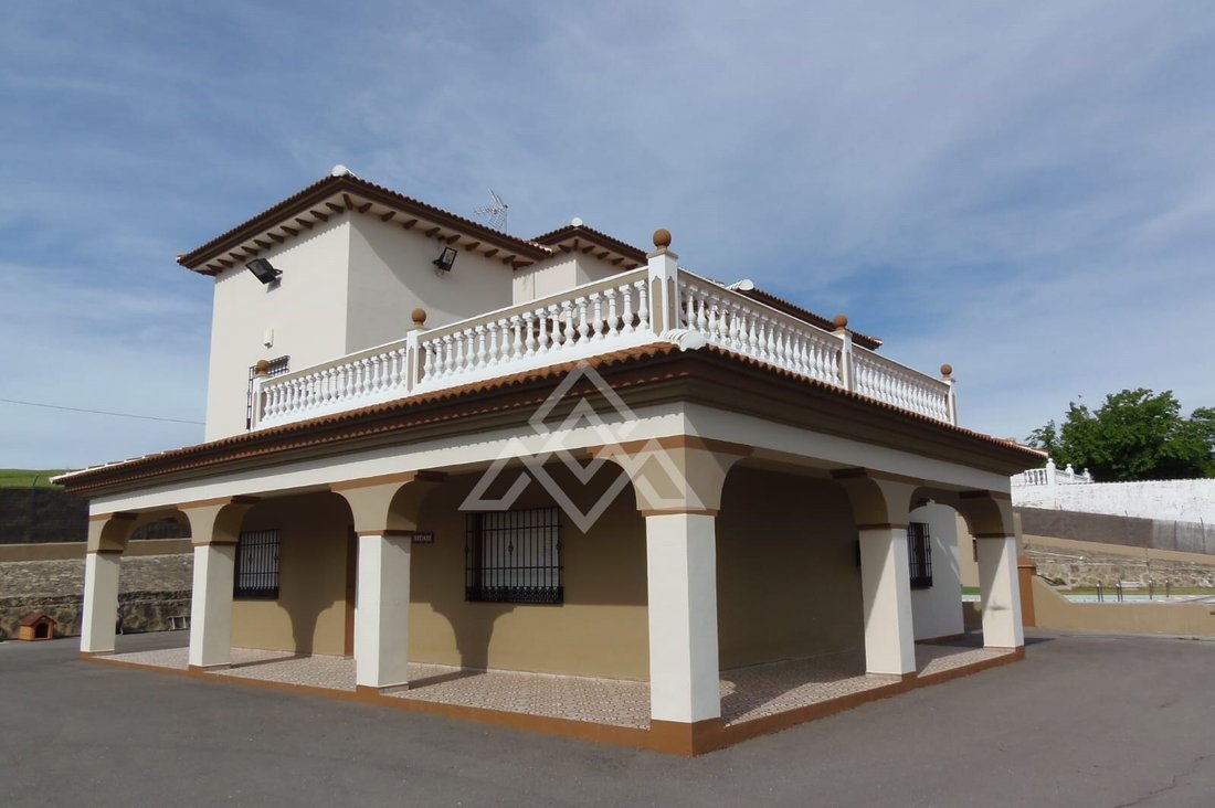 Villa in Arriate, Andalusia, Spain 1 - 15696205