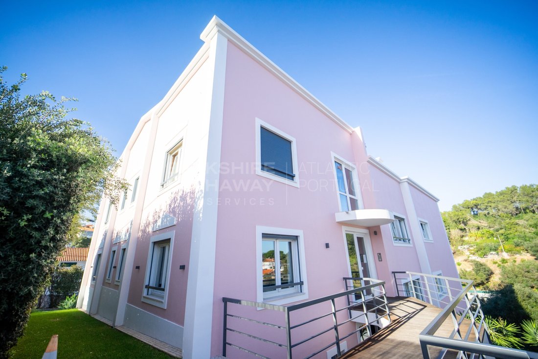Apartment in Estoril, Cascais e Estoril, Lisbon 1 - 16621432
