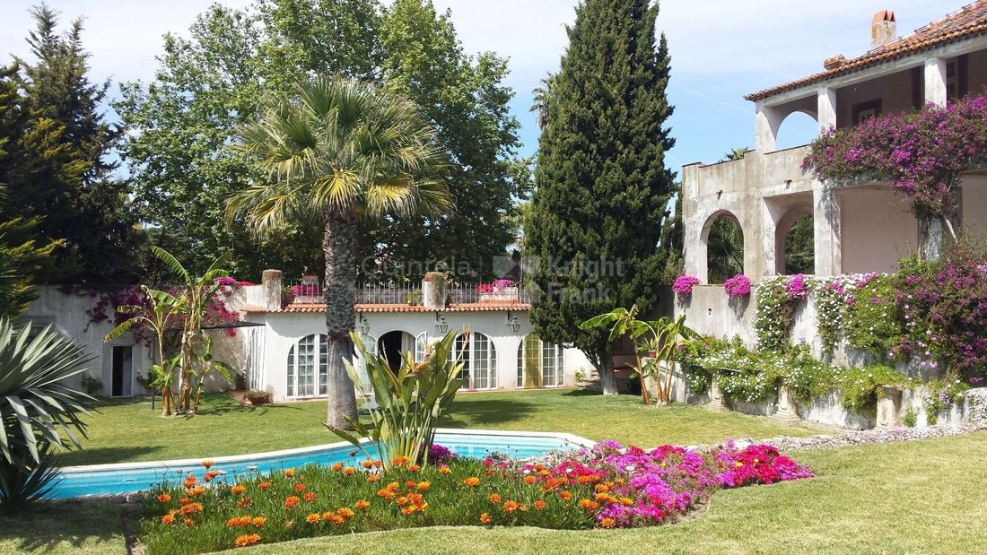 Chateau in Charneca de Caparica e Sobreda, Setubal, Portugal 3 - 15015809