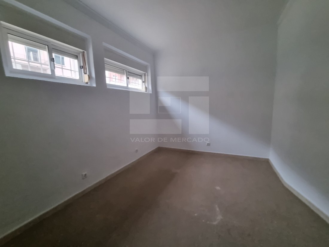 Apartment in Campolide, Lisbon, Portugal 4 - 16484266