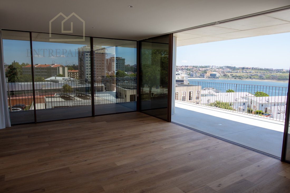 Apartment in Aldoar, Foz do Douro e Nevogilde, Porto District, Portugal 1 - 16618075
