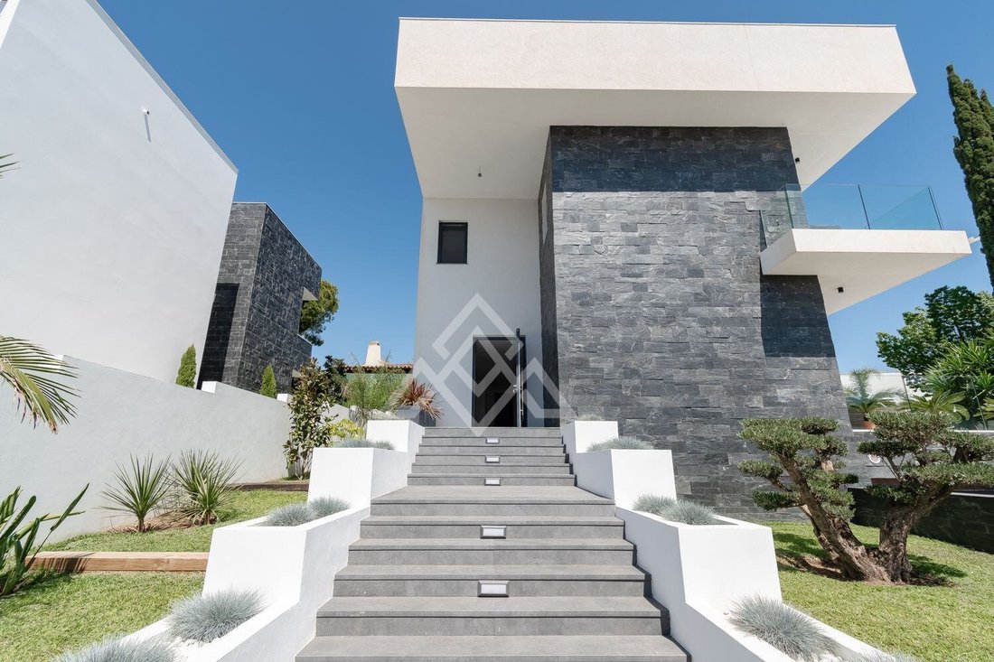 House in Elviria-Cabopino, Marbella, Spain 4 - 15491361