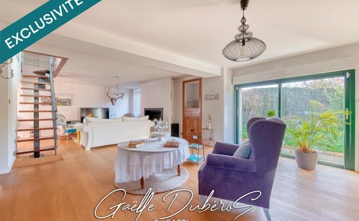 Castle for Sale in Chazé-sur-Argos, Pays de la Loire, France