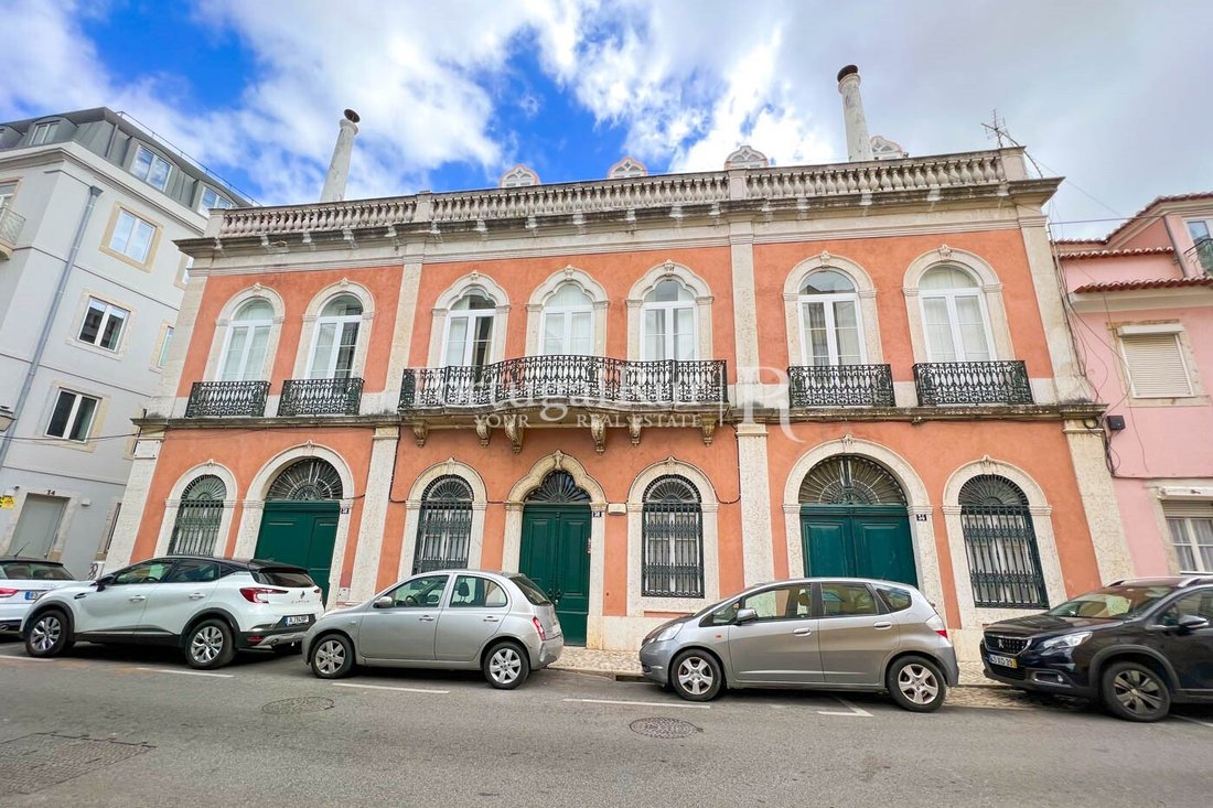 Chateau in Misericordia, Lisbon, Portugal 2 - 12725753