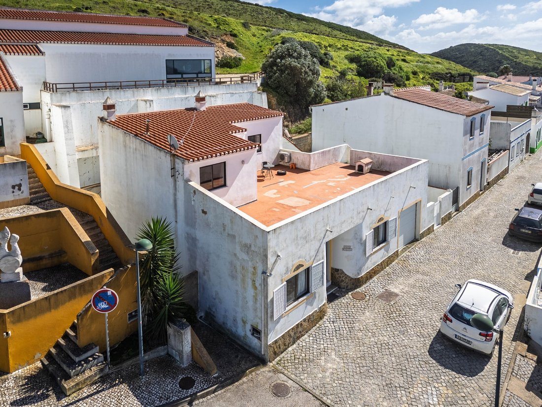 House in Bordeira, Algarve, Portugal 1 - 16392865