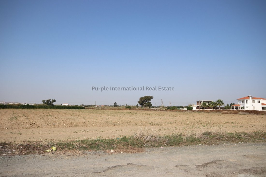 Land in Softades, Larnaca, Cyprus 2 - 15235659