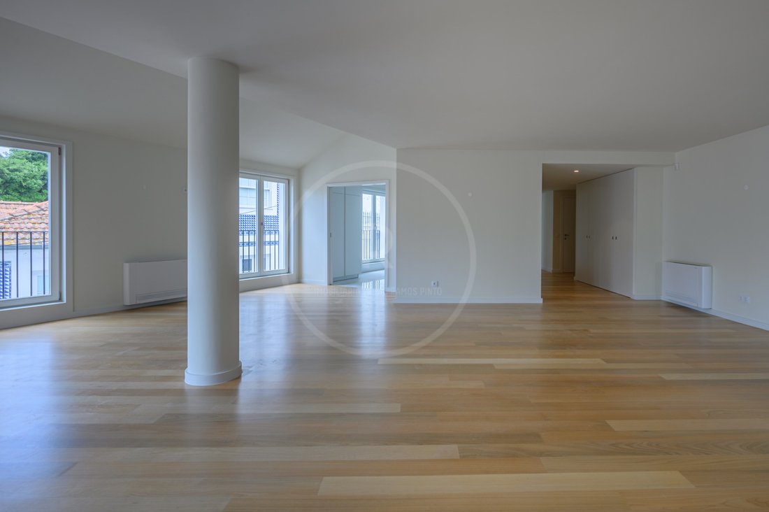 Apartment in Aldoar, Foz do Douro e Nevogilde, Porto District, Portugal 3 - 12885356