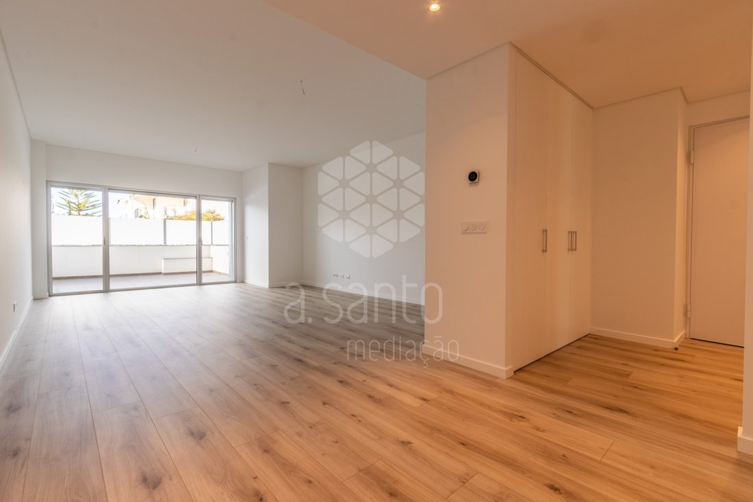 Apartment in Carcavelos e Parede, Lisbon, Portugal 1 - 16699283