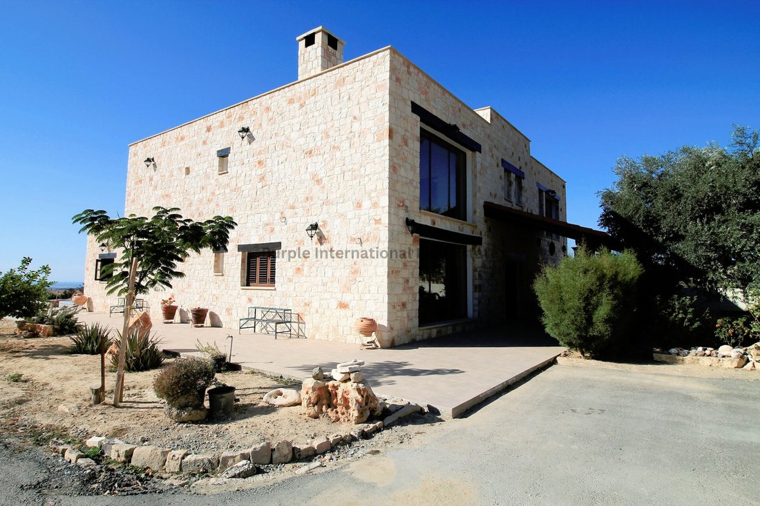 Villa in Souskiou, Paphos, Cyprus 3 - 15235629
