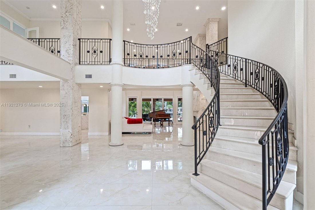 House in Miami Lakes, Florida, United States 5 - 16711689