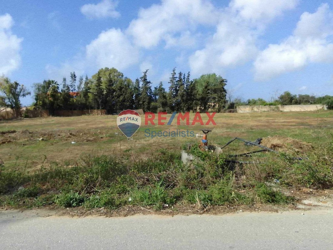 Land in Crete, Greece 1 - 15846214