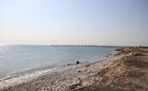 Land in Softades, Larnaka, Zypern 1