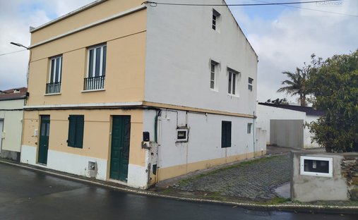Haus in Lagoa (Nossa Senhora do Rosario), Azoren, Portugal 1