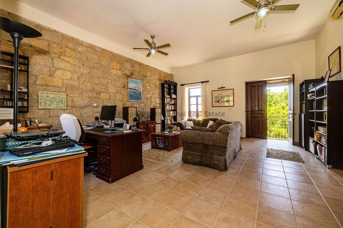 House in Tochni, Larnaca, Cyprus 3 - 15594550