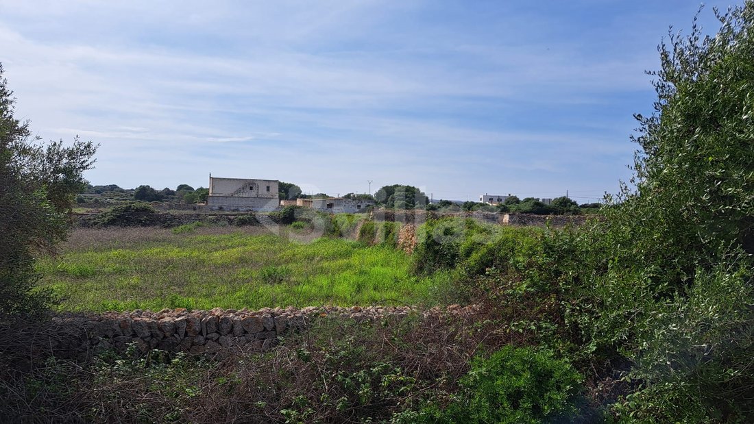 Terrain à Ciutadella de Menorca, Îles Baléares, Espagne 1 - 14763674