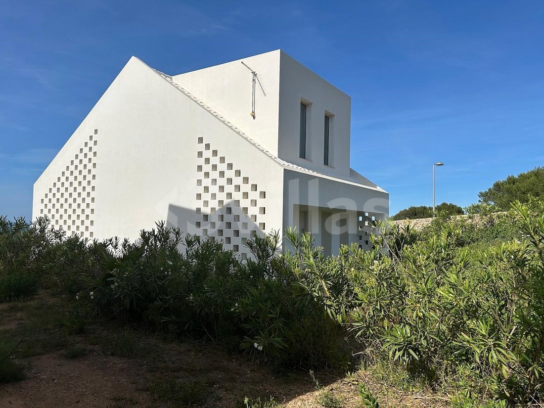 Villa in es Mercadal, Balearic Islands, Spain 2 - 14186612