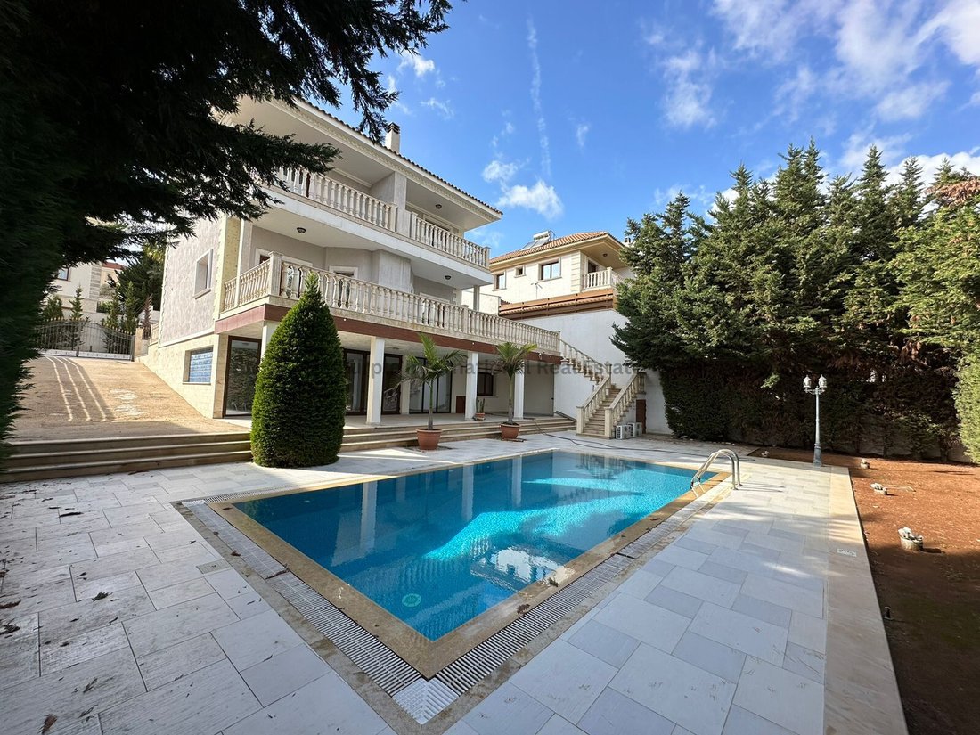 Villa in Mouttagiaka, Limassol, Cyprus 1 - 16712668