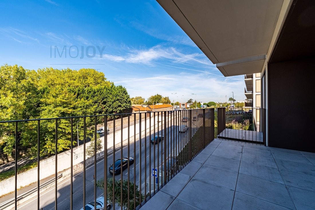 Apartment in Santa Marinha e Sao Pedro da Afurada, Porto District, Portugal 1 - 16313656
