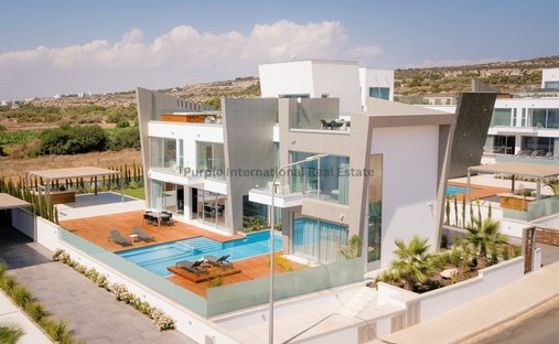 Villa in Ayia Napa, Cyprus 1