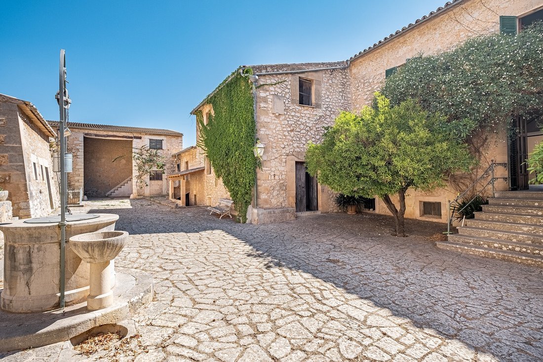 Country House in Binissalem, Balearic Islands, Spain 2 - 11761678
