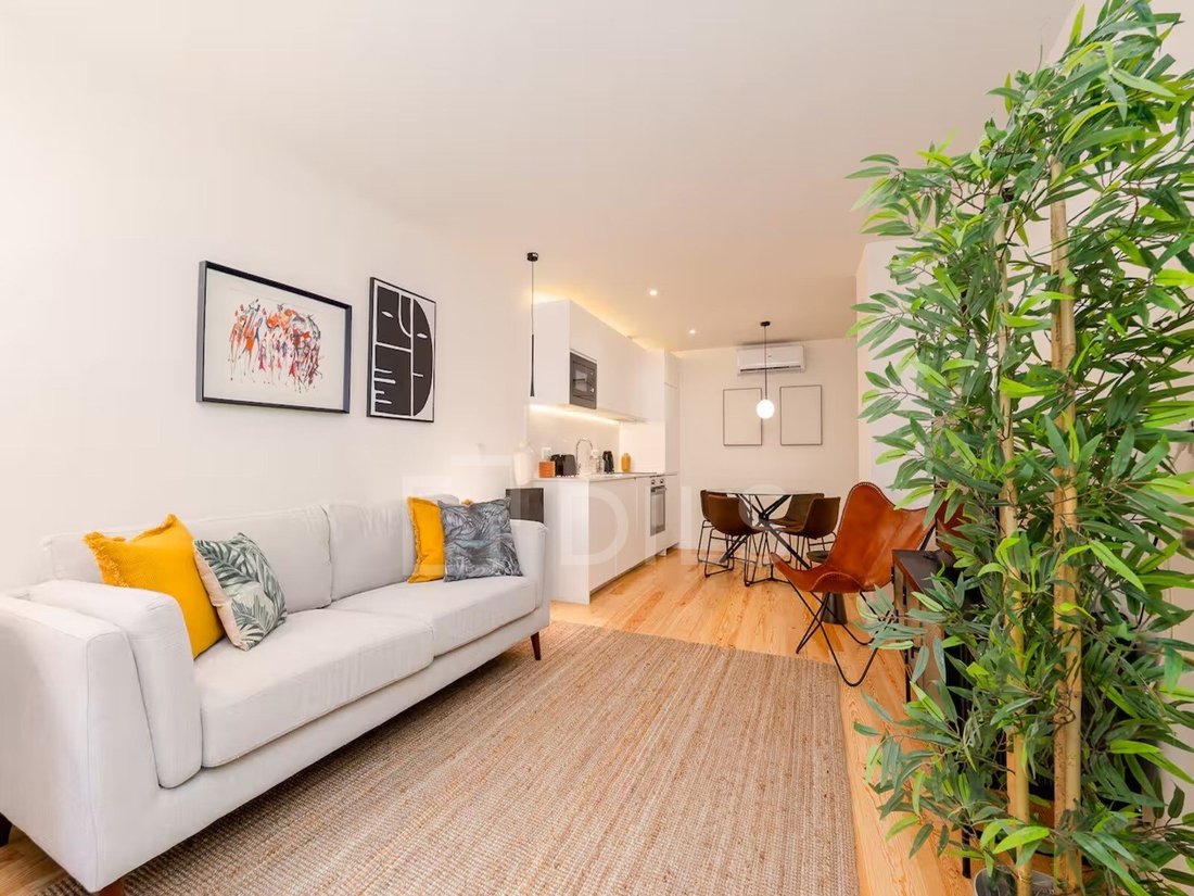 Apartment in Misericordia, Lisbon, Portugal 1 - 16123890