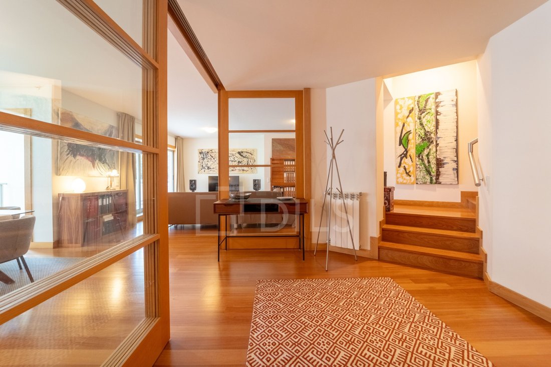 Apartment in Lordelo do Ouro e Massarelos, Porto District, Portugal 1 - 16644530