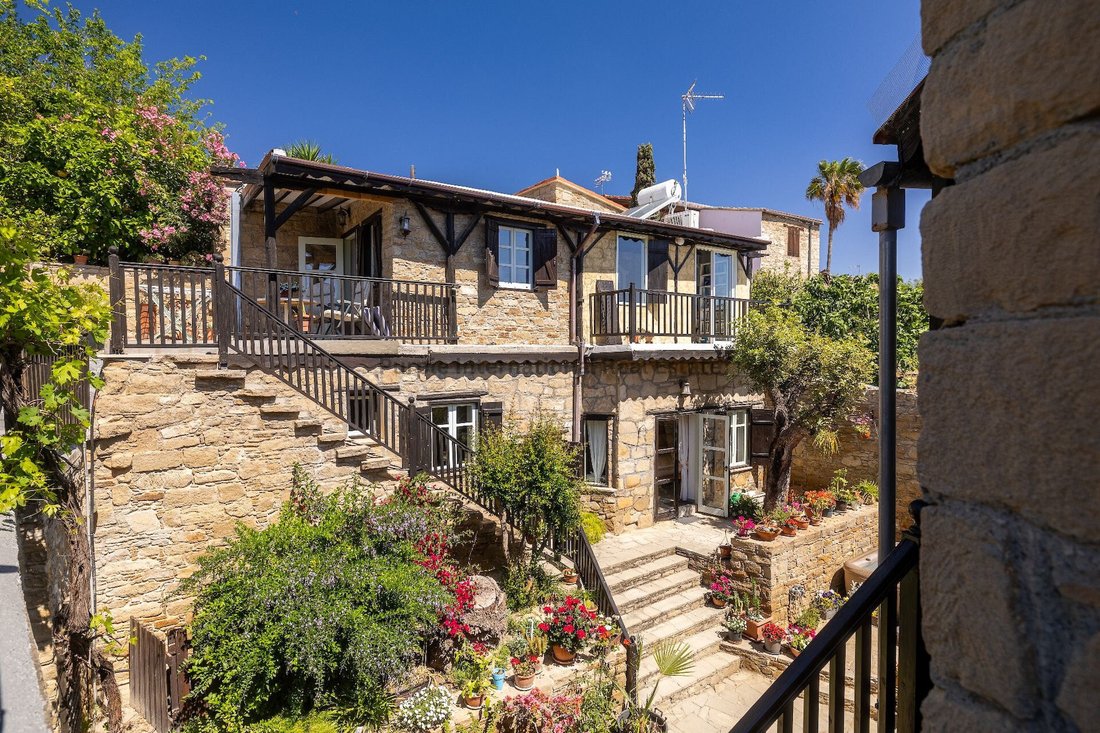 House in Tochni, Larnaca, Cyprus 1 - 15594550
