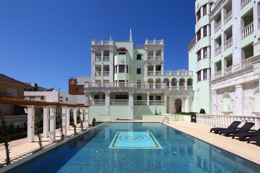 Apartment in Germasogeia, Limassol, Cyprus 1 - 16712472