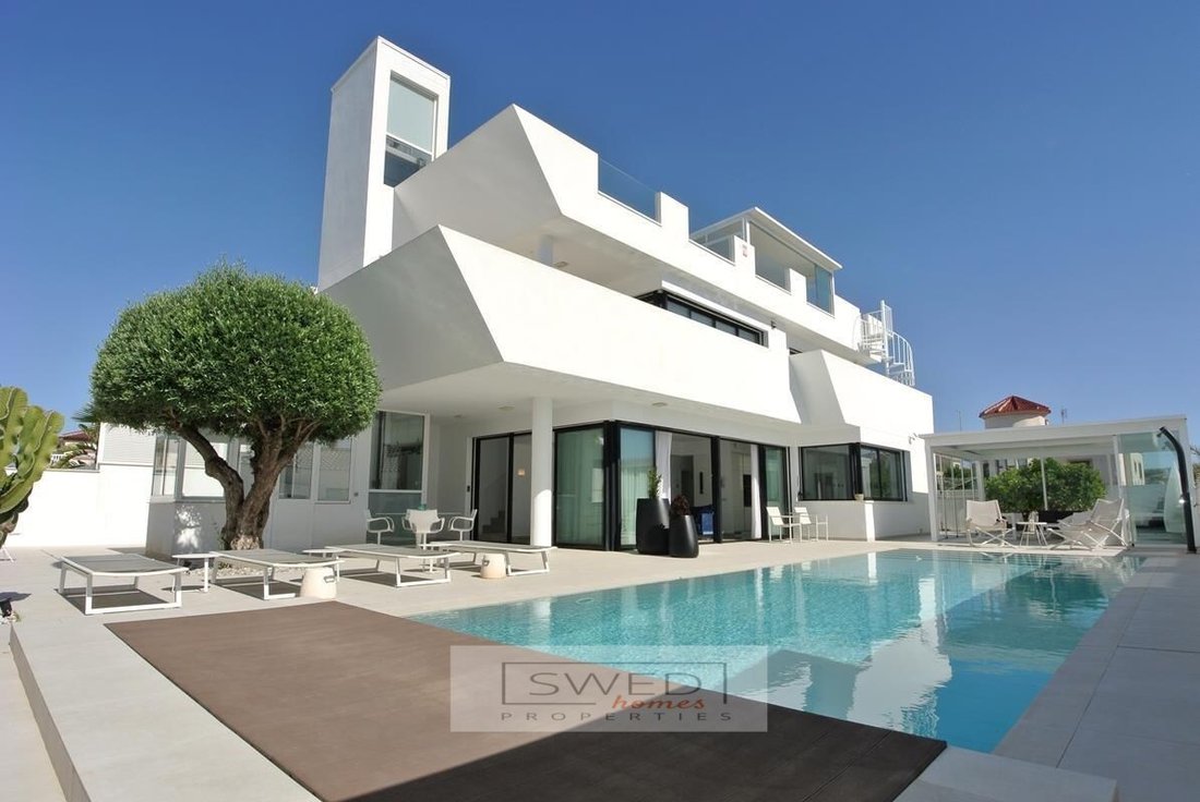 Chalet in San Fulgencio, Valencian Community, Spain 1 - 14932067
