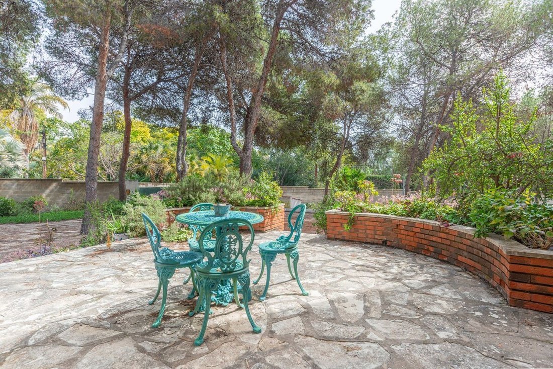 Villa in Alicante, Valencian Community, Spain 1 - 15796230