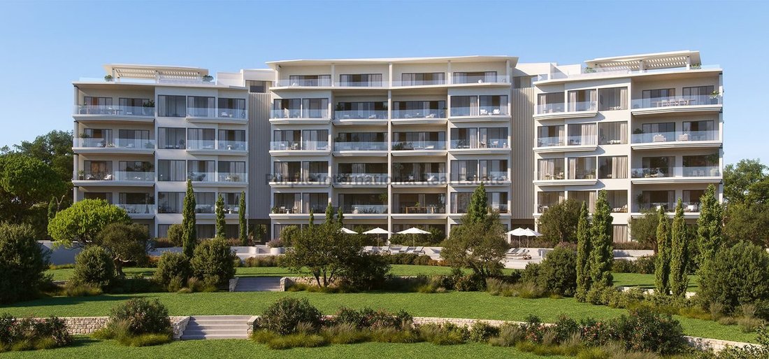 Apartment in Tserkezoi, Limassol, Cyprus 1 - 15236337