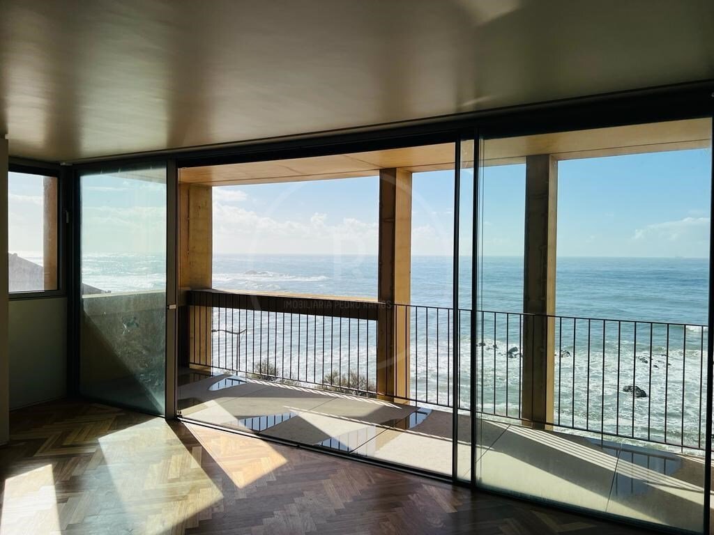 Apartment in Aldoar, Foz do Douro e Nevogilde, Porto District, Portugal 1 - 14828897