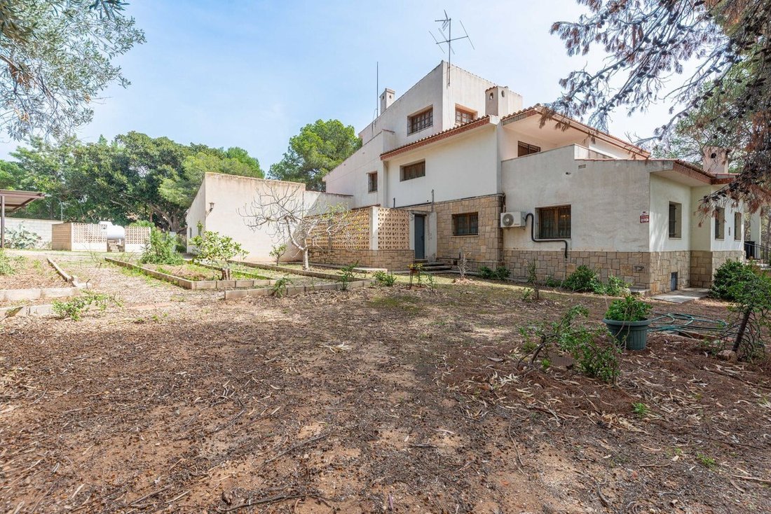 Villa in Alicante, Valencian Community, Spain 4 - 15796230
