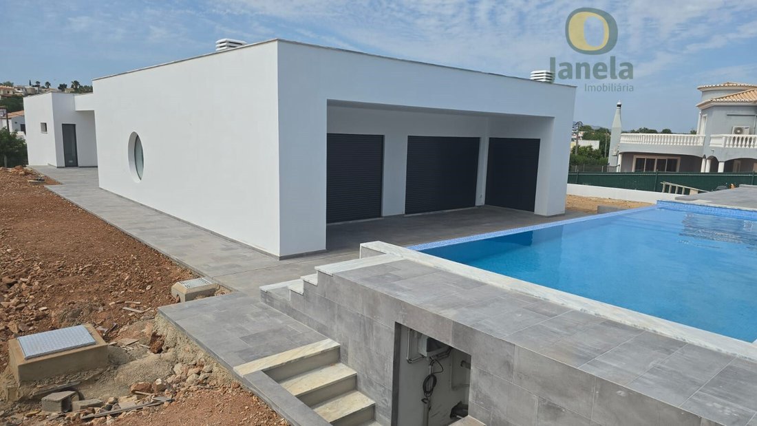 House in Mexilhoeira Grande, Algarve, Portugal 5 - 16154420
