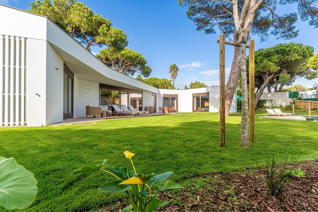 Villa in Cascais e Estoril, Lisbon, Portugal 1 - 16599245