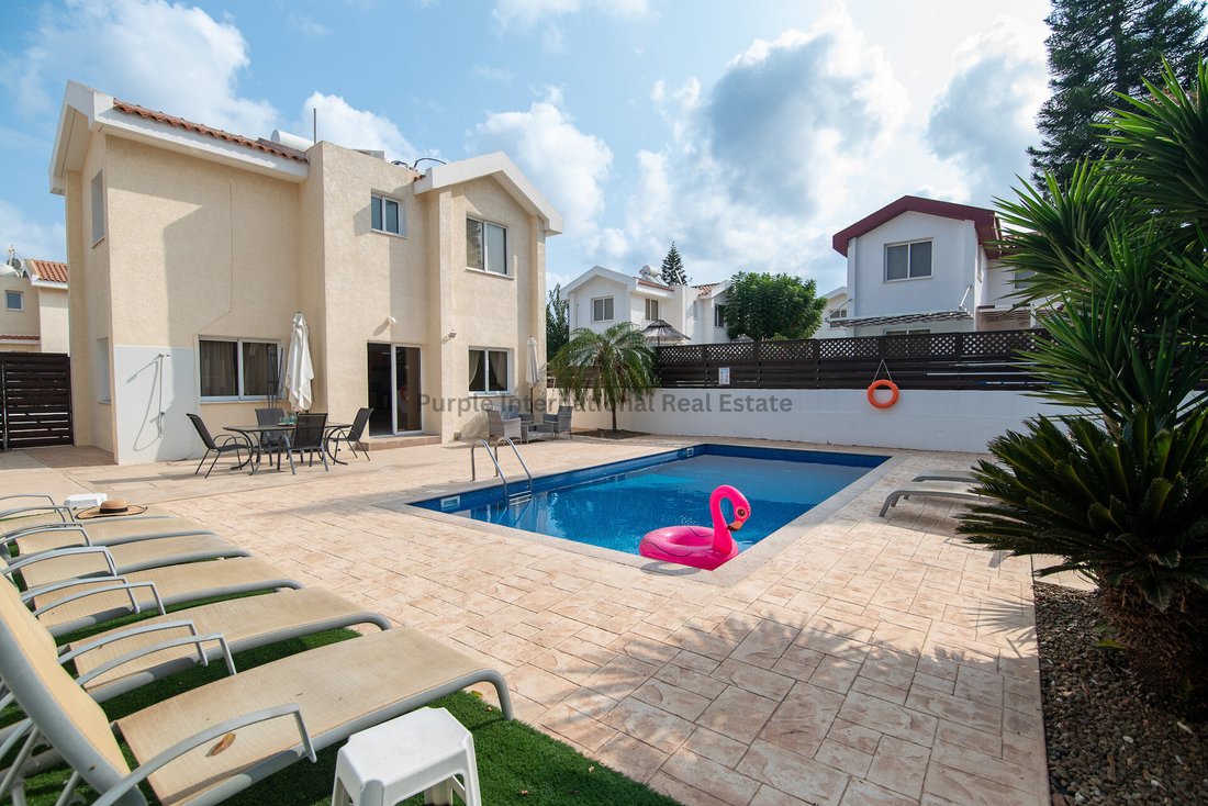 Villa in Paralimni, Famagusta, Cyprus 2 - 16713015