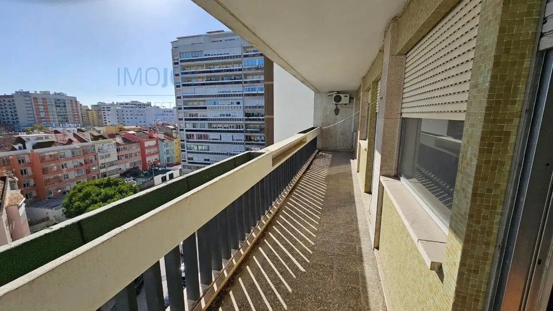 Apartment in Alvalade, Lisbon, Portugal 3 - 15060034