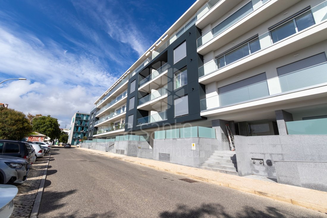 Apartment in Carcavelos e Parede, Lisbon, Portugal 2 - 16699310