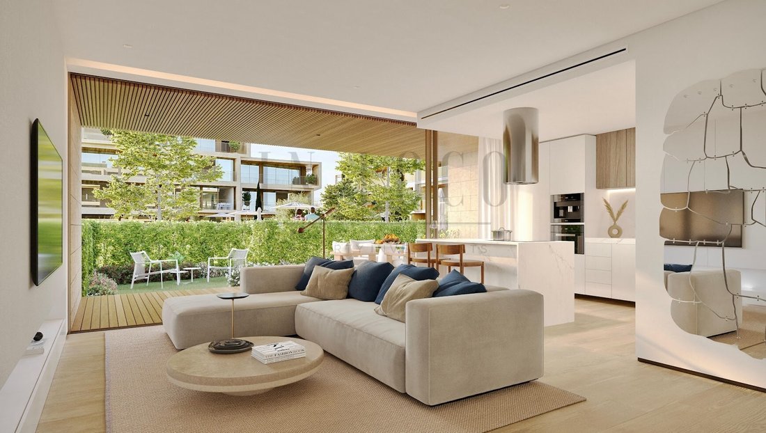 Apartment in Quarteira, Algarve, Portugal 1 - 16599634