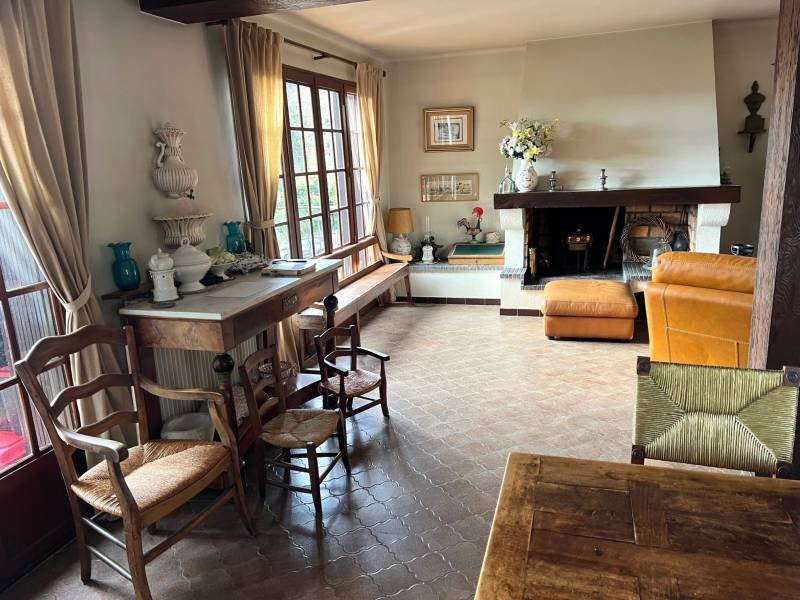 Appartamento a Le Tholonet, Provenza-Alpi-Costa Azzurra, Francia 4 - 16713256