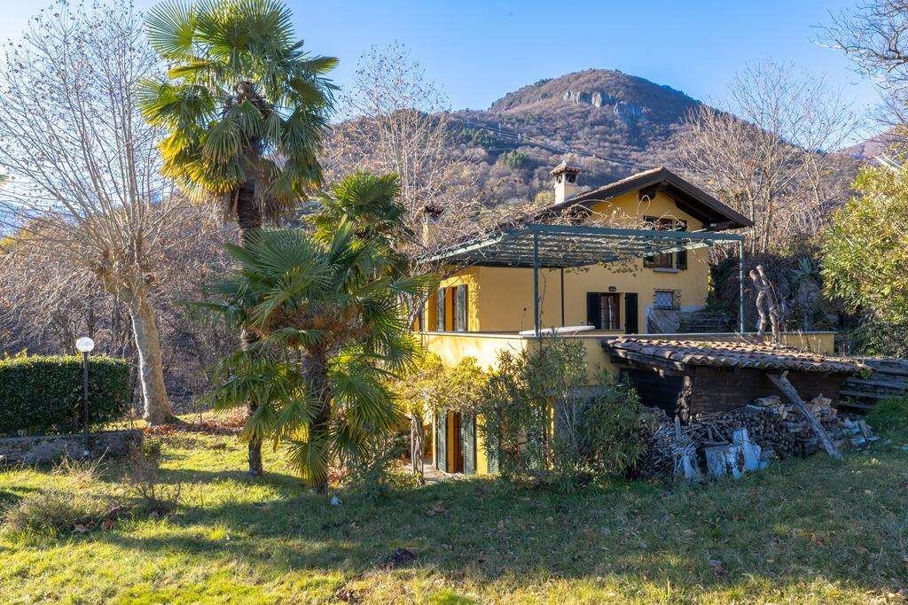 Villa in Vercana, Lombardy, Italy 2 - 16712899