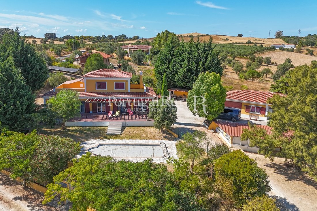Finca in Romeira e Varzea, Santarem District, Portugal 4 - 16279284