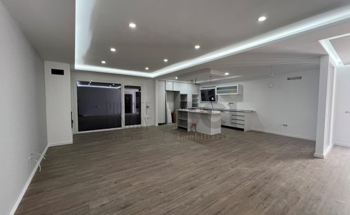 House in Amora, Setubal, Portugal 1