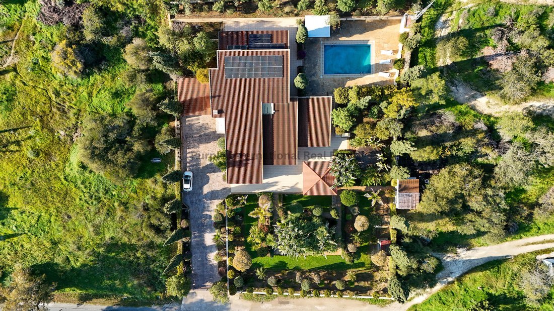 Villa in Aradippou, Larnaca, Cyprus 1 - 16712966