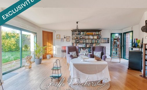 Castle for Sale in Chazé-sur-Argos, Pays de la Loire, France