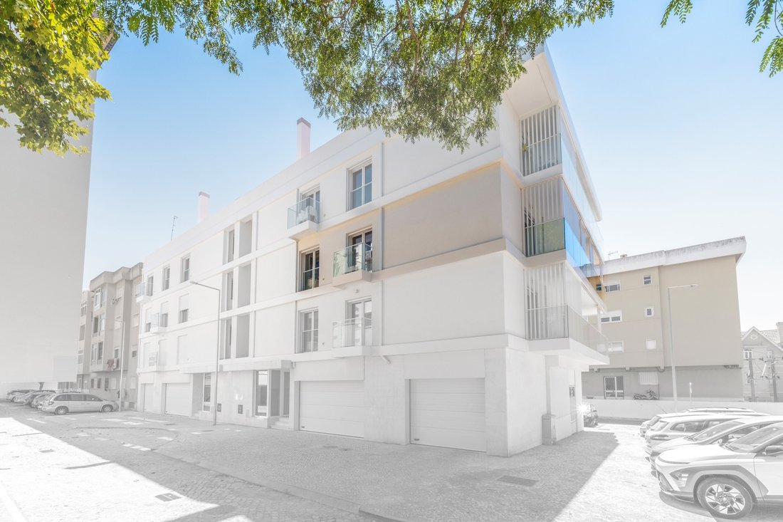 Apartment in Estoril, Cascais e Estoril, Lisbon 2 - 16119554