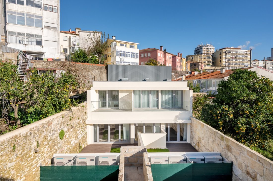 Apartment in Santa Marinha e Sao Pedro da Afurada, Porto District, Portugal 3 - 16600755