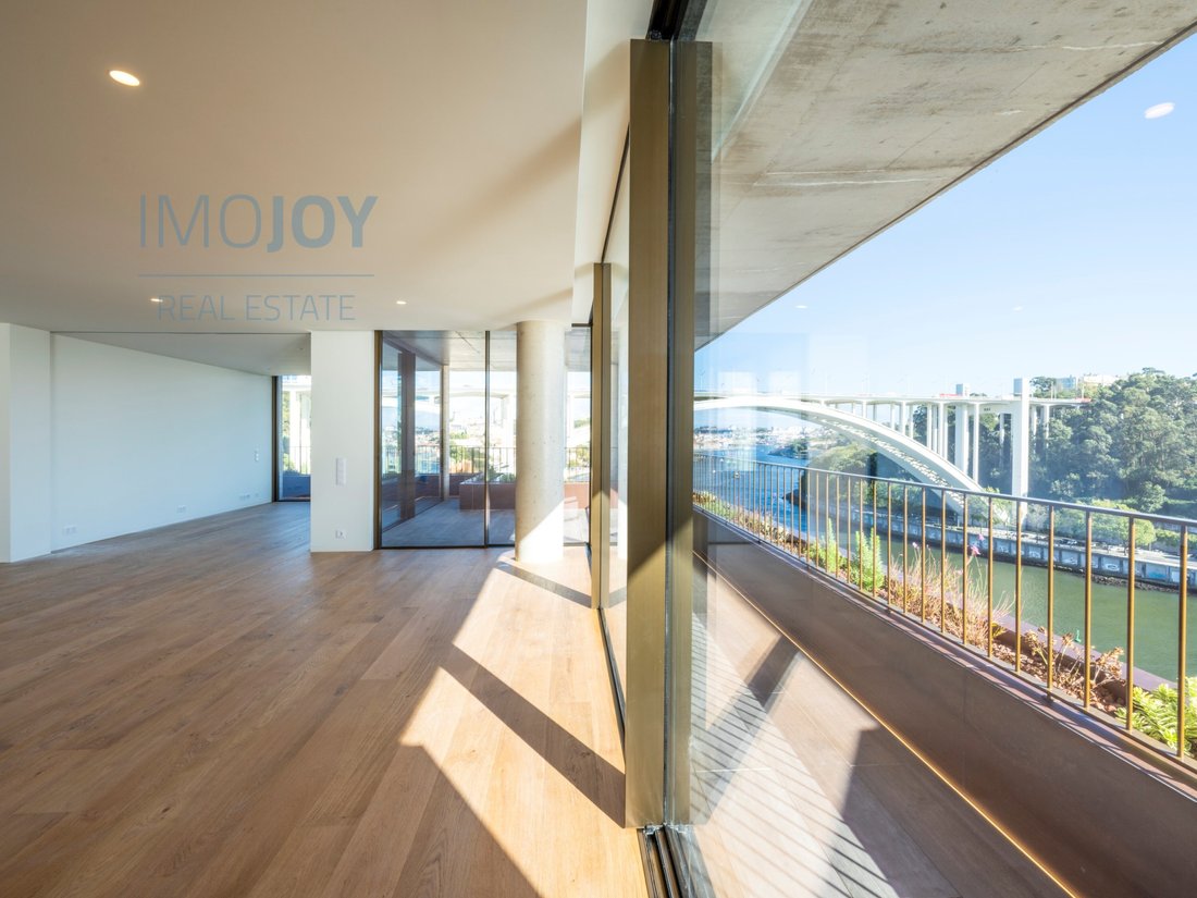 Apartment in Lordelo do Ouro e Massarelos, Porto District, Portugal 3 - 15238664